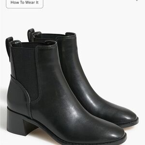 *NEW* Black Boots